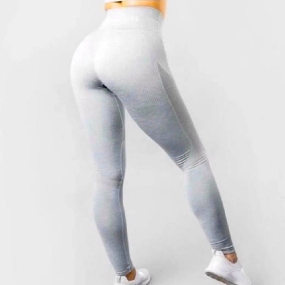 Alphalete Aero Pull-On Legging Net Mesh Detail Back Light Gray White Logo Small